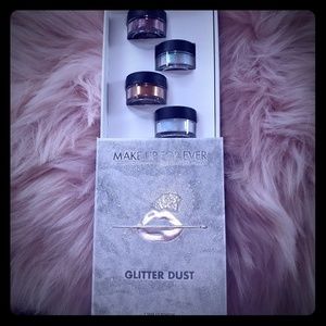 Makeup Forever Glitter Dust set
